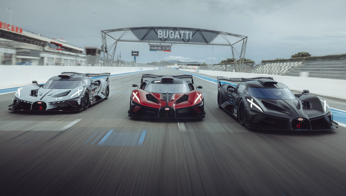 bugatti bolides on track