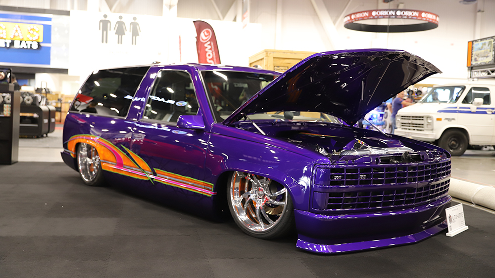 Fan Favorite Interior-Chris Pate-1995 Chevy Tahoe exterior
