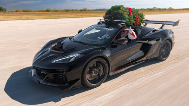 Hennessey C8 ZR1 Corvette Christmas Tree Run