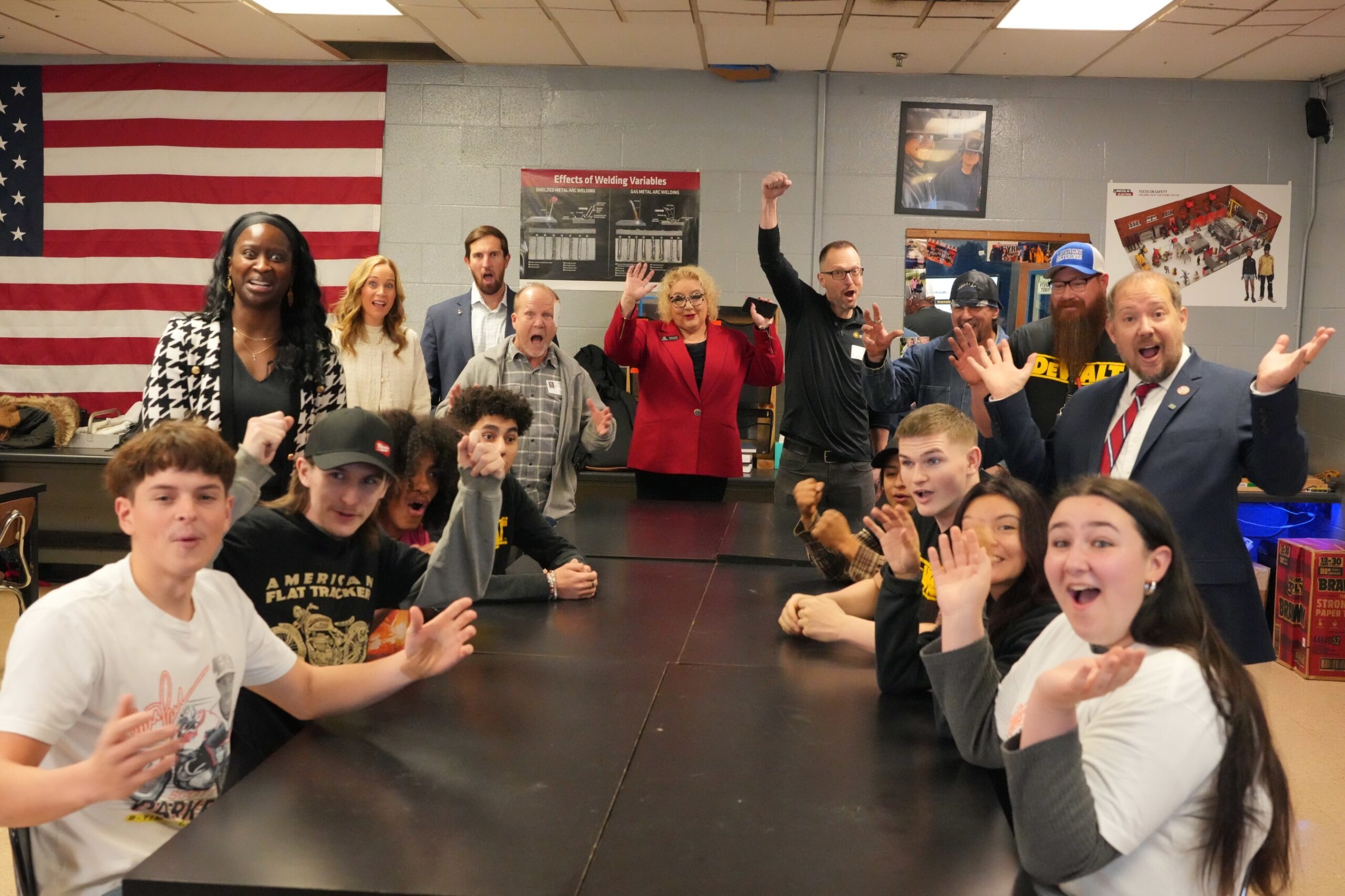 northern tool student build tv series class around table