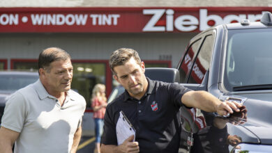 Ziebart rep talking to customer