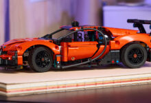 the LEGO Technic Bugatti Chiron Pur Sport on desk