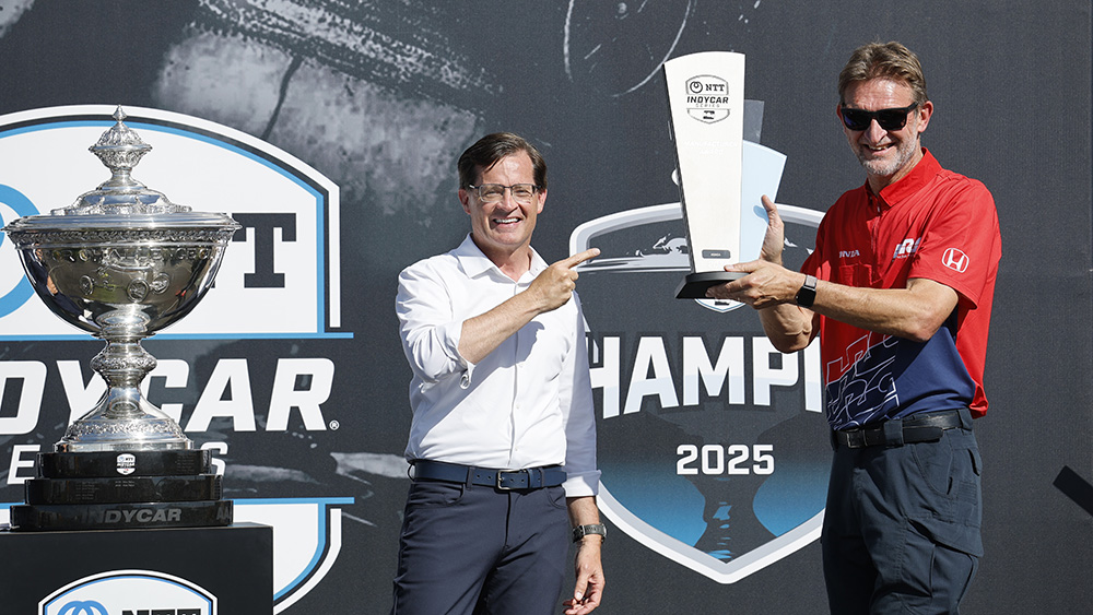 Doug Boles, President, INDYCAR-left-David Salters President HRC US-right