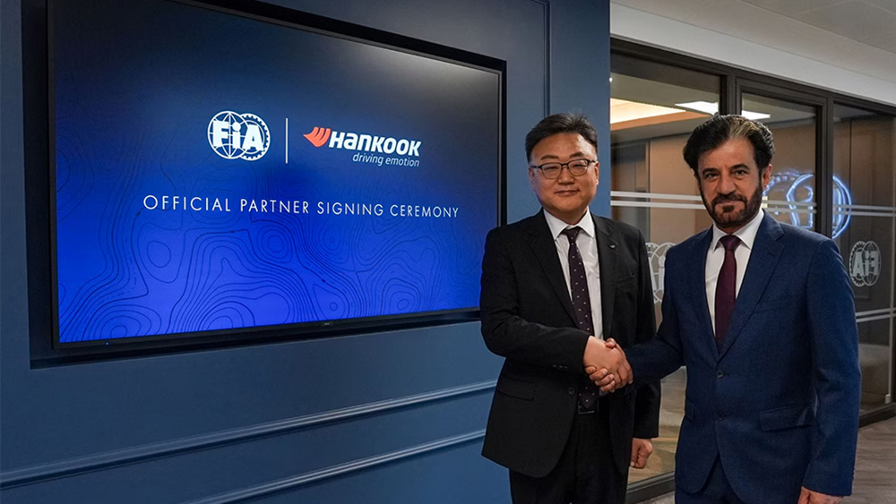 Jongho Park, president & COO, Hankook Tire Europe & Mohammed Ben Sulayem, President of the FIA