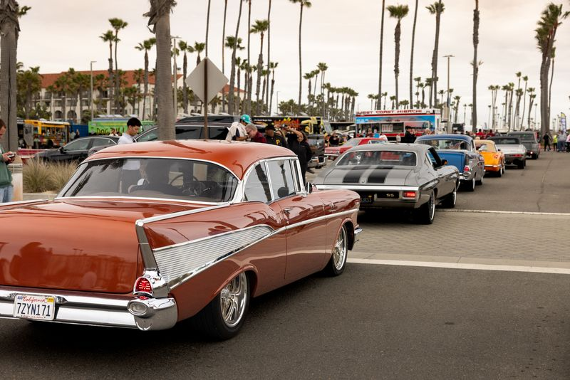 hot rods n' heroes classic cars cruising near beach