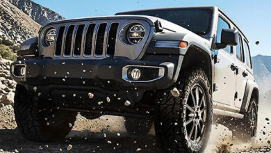 Jeep off-roading crop