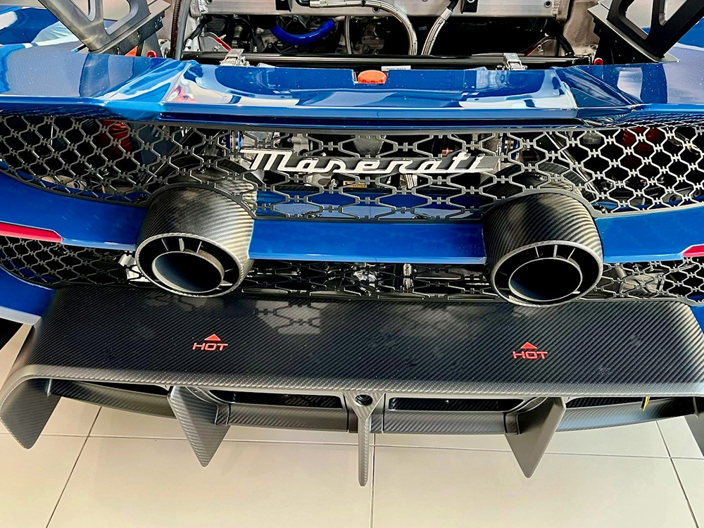 Maserati MCXtrema tailpipes
