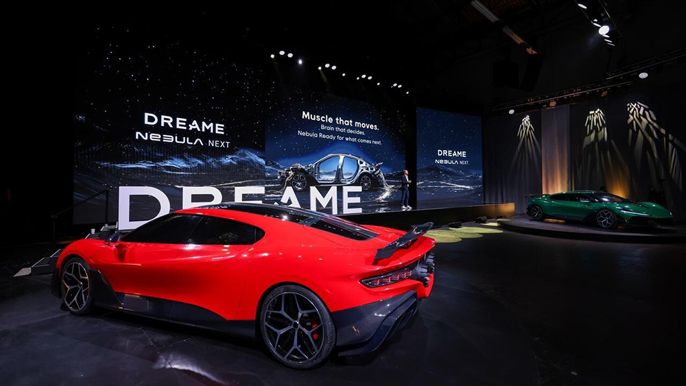 Presentation announcing the Nebula NEXT 01 JET Edition from DREAME NEXT unveiled on stage