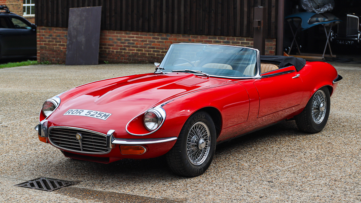 1973 Jaguar E-Type V-12 Roadster