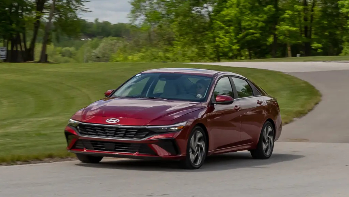 2024 Hyundai Elantra HEV Limited