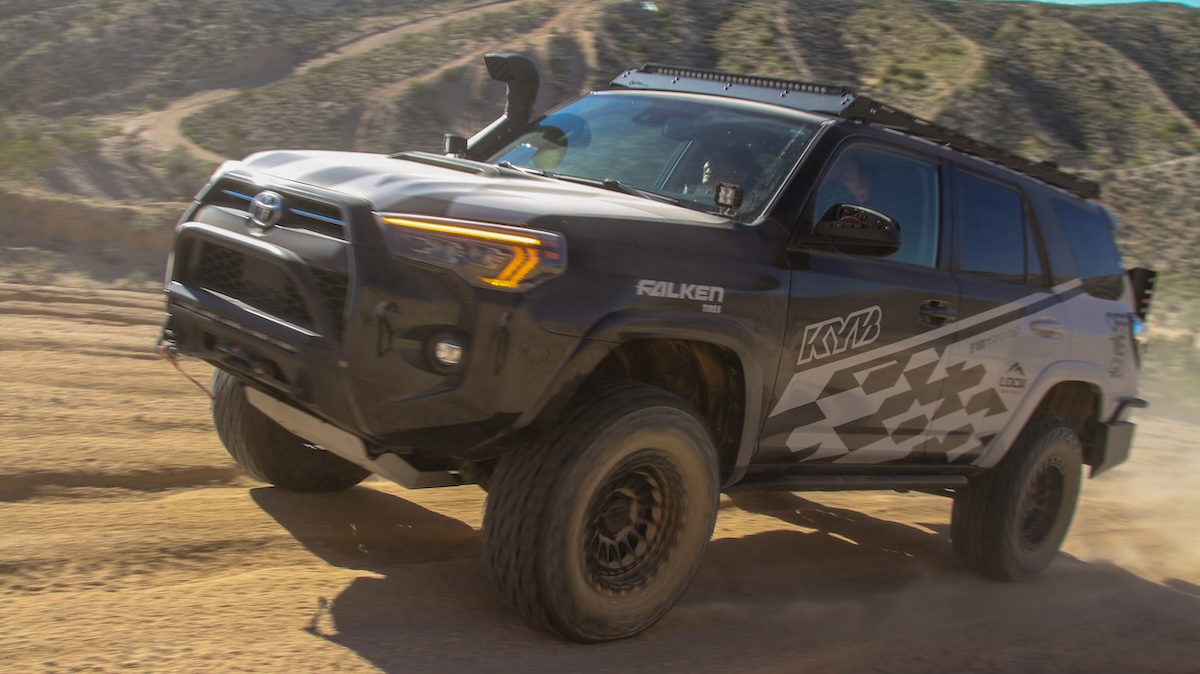 lifts & leveling kits kyb shocks on toyota 4runner on dirt road