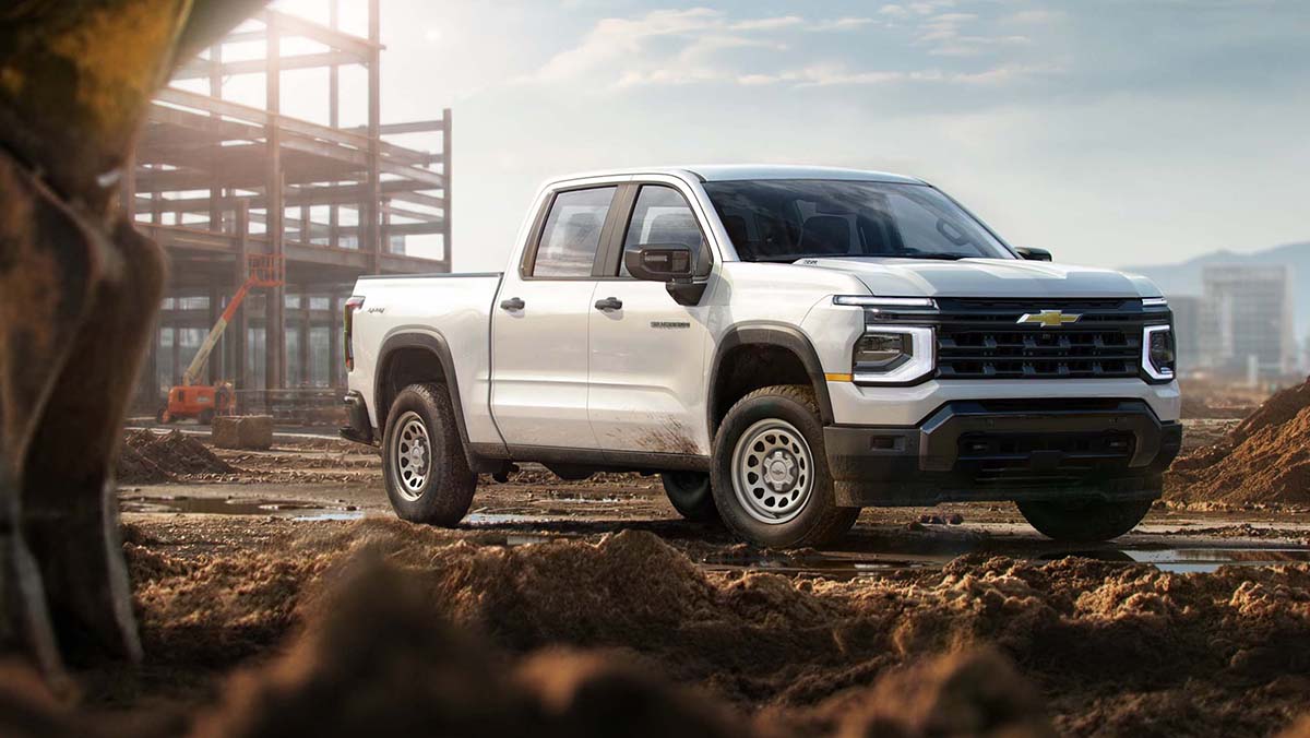2027 Chevrolet Silverado 1500 Work Truck in Summit White. Exteri