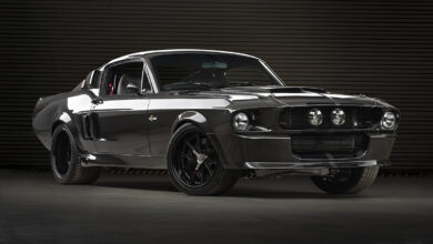Classic Recreations Shelby GT500CR Carbon