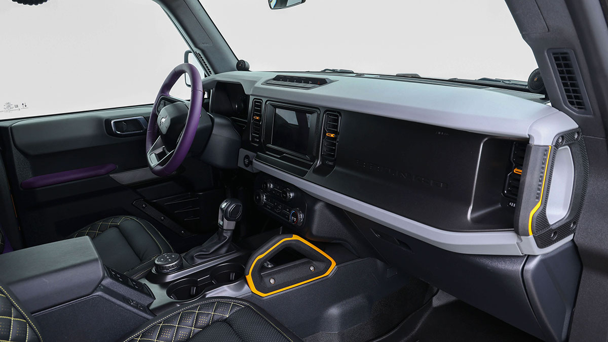 Custom 2022 FORD BRONCO interior