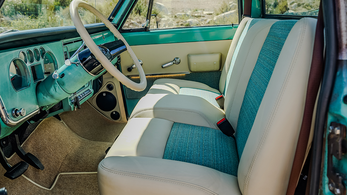 ICON 4X4 Chevrolet C Modern Retro Series interior