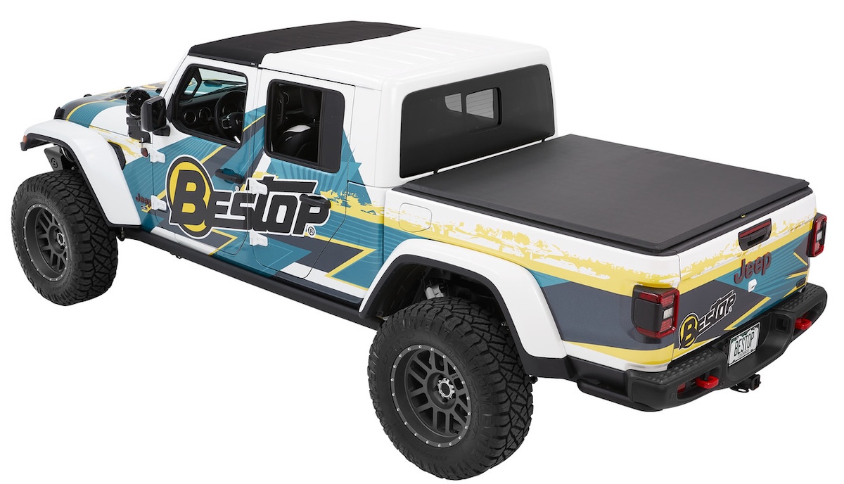 tonneau bestop soft black on gladiator with logo