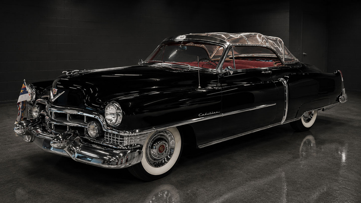 1951 Cadillac Series 62 Royal Parade convertible