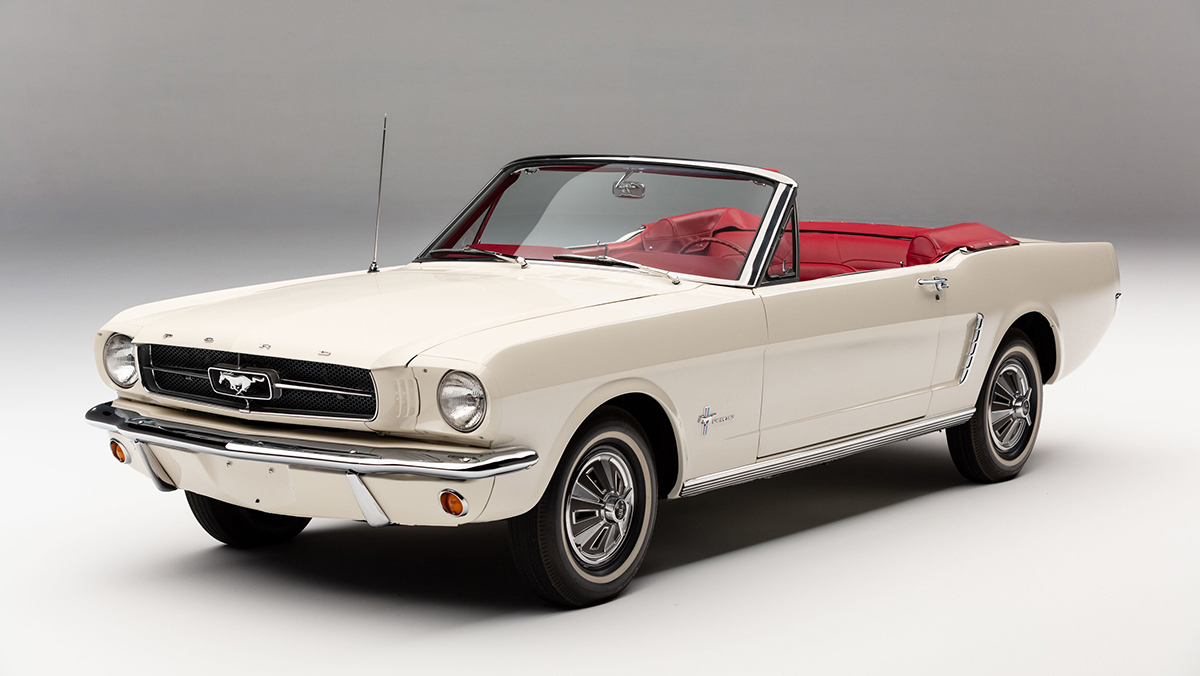 1965 Ford Mustang in Wimbledon White