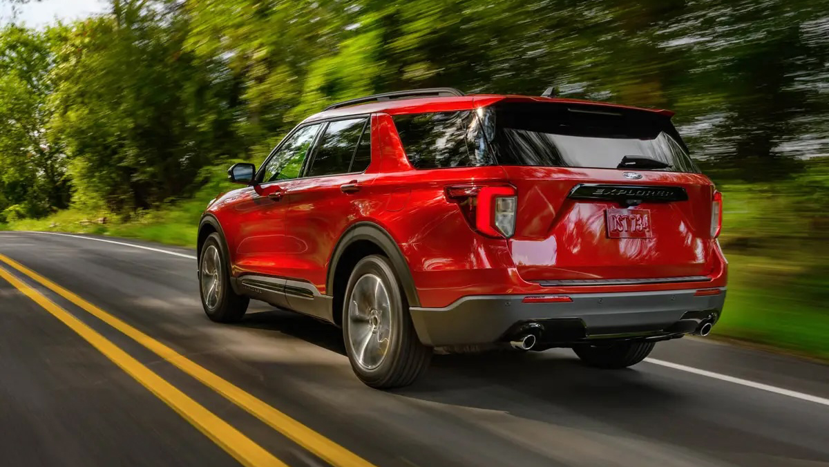 2022 Ford Explorer ST-Line