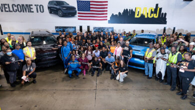Detroit Assembly Complex – Jefferson employees celebrate the production of the 2026 Dodge Durango R/T 392 Launch Edition
