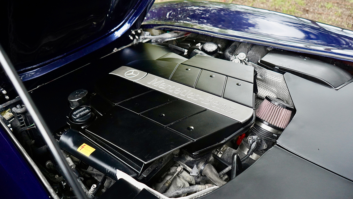 Signature Autosports coachbuilt Mercedes-Benz 300 SL Gullwing-inspired coupe engine