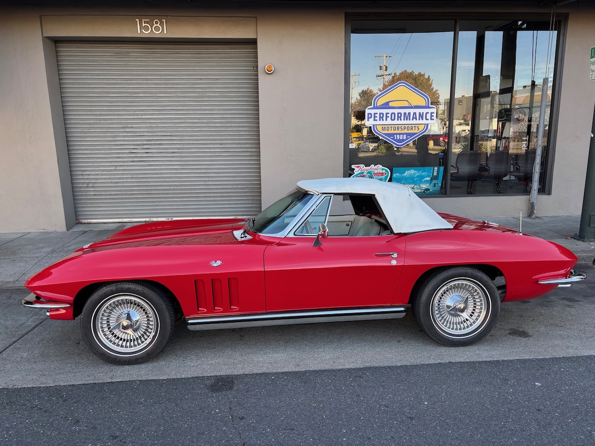 carb tuning red corvette