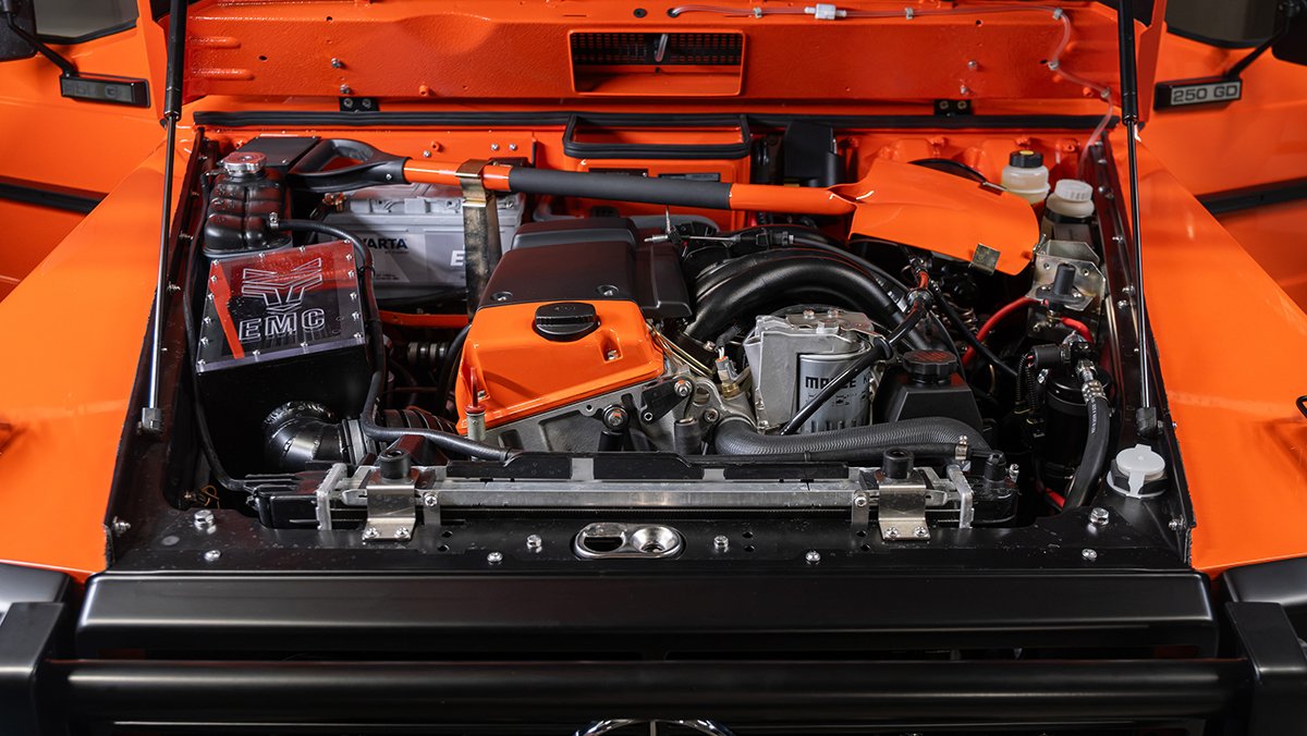 Mercedes Magma Beam Orange - OM605a Turbodiesel engine