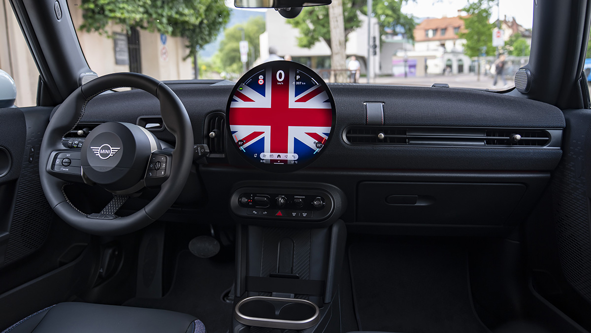 MINI Cooper Heritage Edition interior