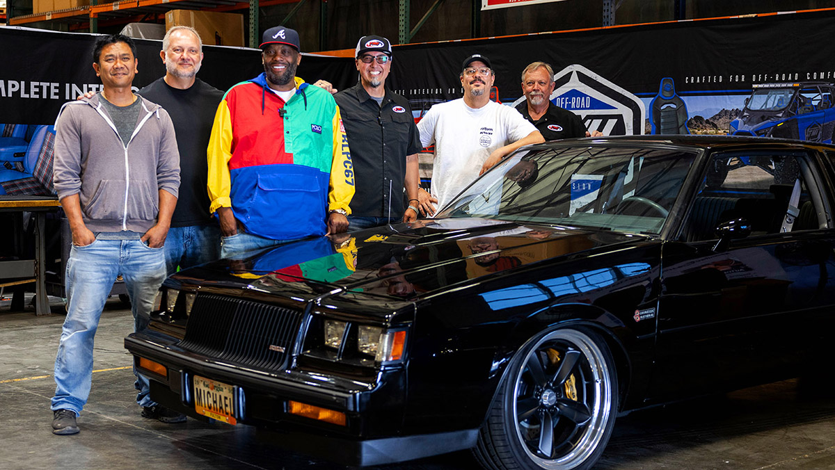 Killer Mike with his Grind National and the TMI team