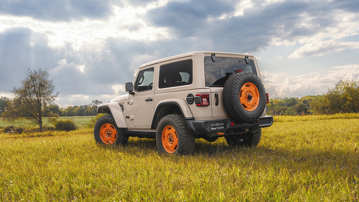 2027 Jeep Wrangler JL-2A three-quarter rear