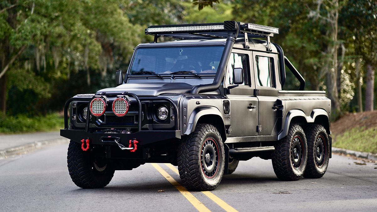 Bespoke 1993 Land Rover Defender Flying Huntsman 6x6