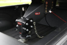 Gen-Y fifth wheel hitch