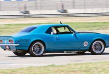 Pro-Touring Wilwood 1968 Camaro blue on track
